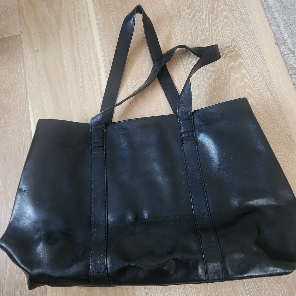 Beautiful Loved Black Leather Double Strapped Alfani Shoulder Tote Bag - Picture 4 of 9